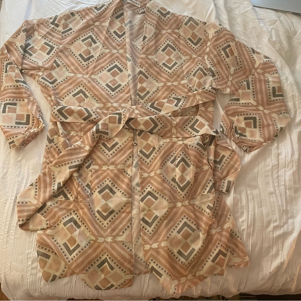 BLACKBOUGH Robe NWOT
